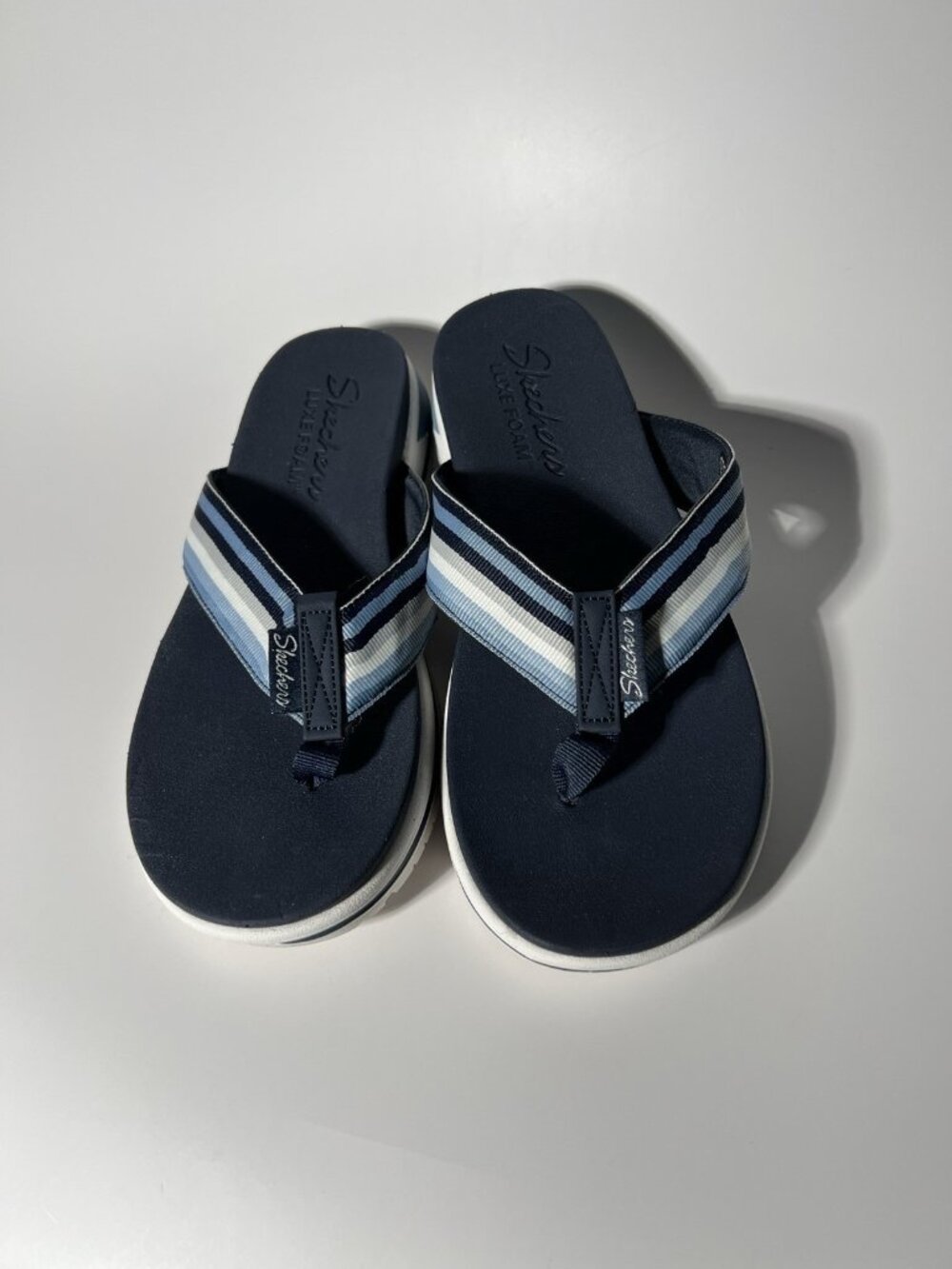 Skechers 163200 Integrades Navy Thong Sandals Women’s 7M - Picture 2 of 13